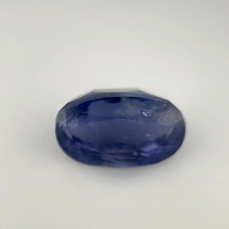 Iolite (नीली )